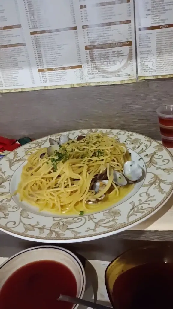 Ristorante Pizzeria Jolly restaurant in Caronno Pertusella