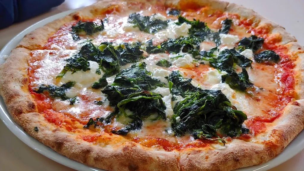 Pizzeria del Corso restaurant in Caronno Pertusella