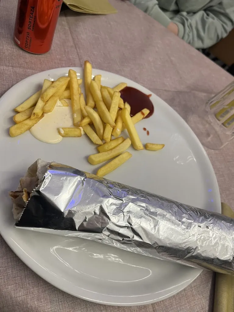 Iveis_La Favola 2_Caronno Pertusella_review