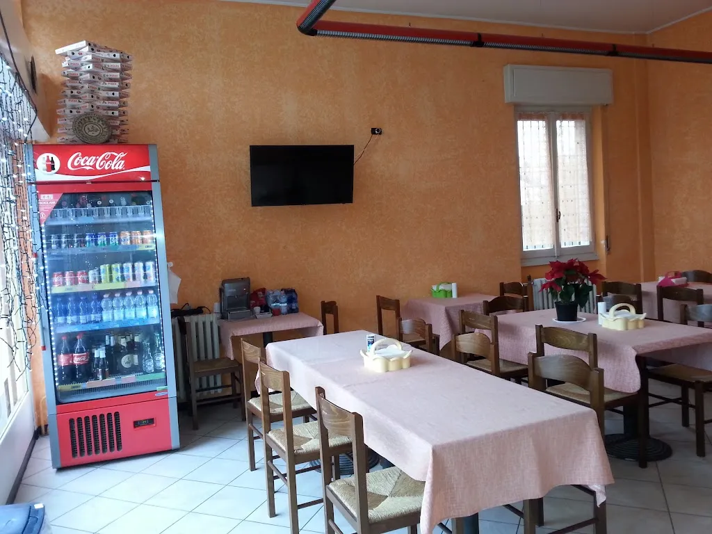 Pizzeria e Kebab Il Mago 6_Caronno Pertusella_slider_image_3