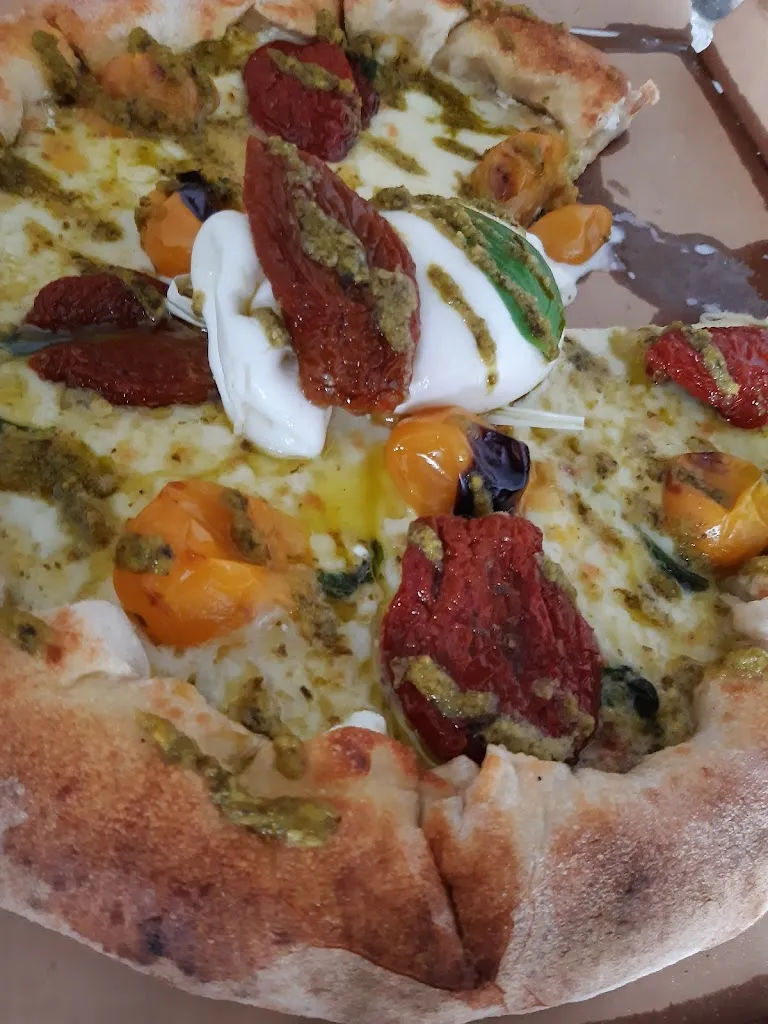 Pizzeria dell'Angolo_Caronno Pertusella_slider_image_3