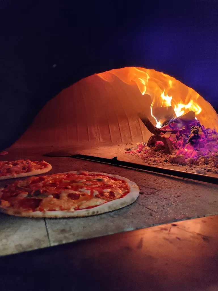 Menu_Pizza Classic di GJONI MIRJAN_Carvico_image_9