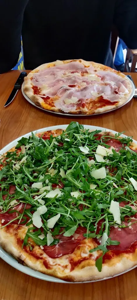 Pizza Classic di GJONI MIRJAN_Carvico_slider_image_2