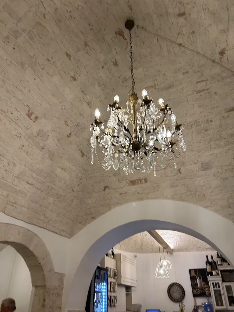 Isabelle Molina_Ristorante Trullo D'Oro_Alberobello_review