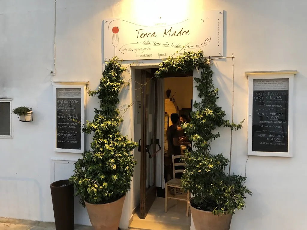 Trattoria "Terra Madre" restaurant in Alberobello