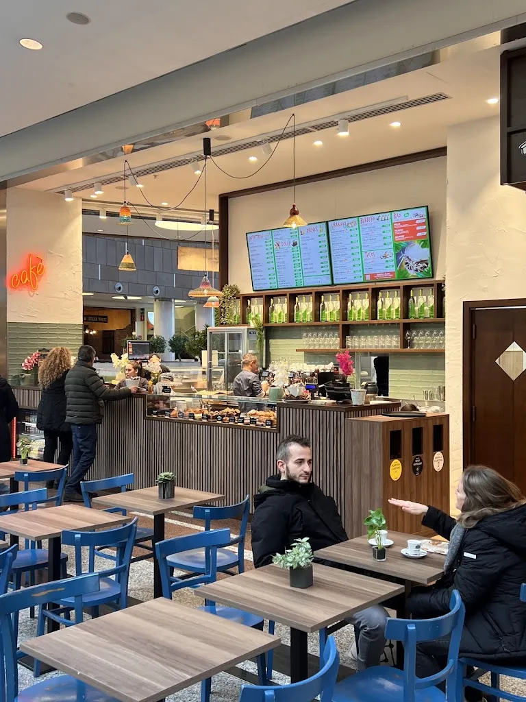 Giuseppe Repole_Bomaki Carosello_Carugate_review