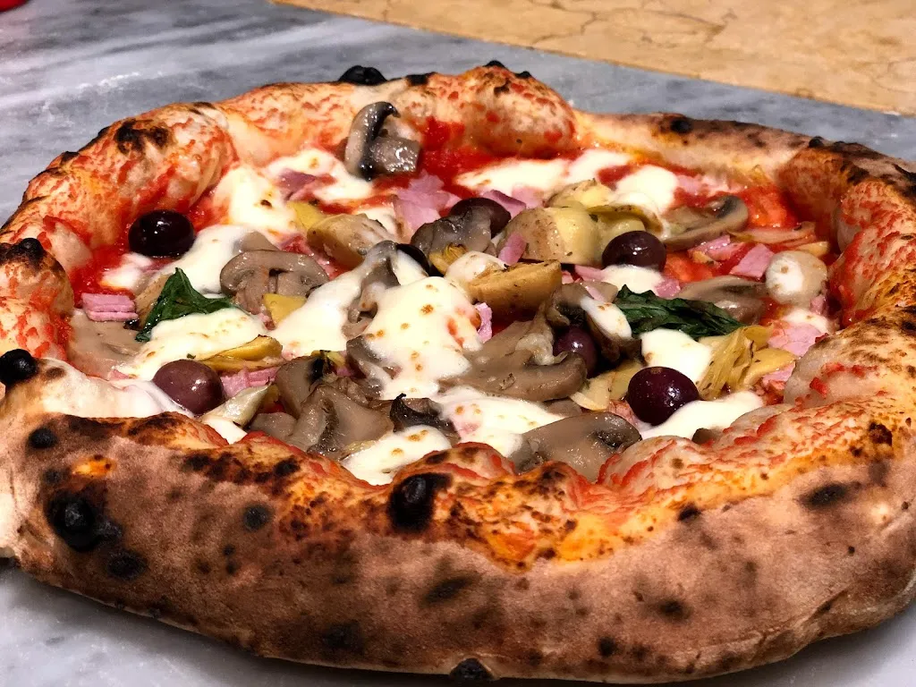 Rossopomodoro_Carugate_slider_image_2