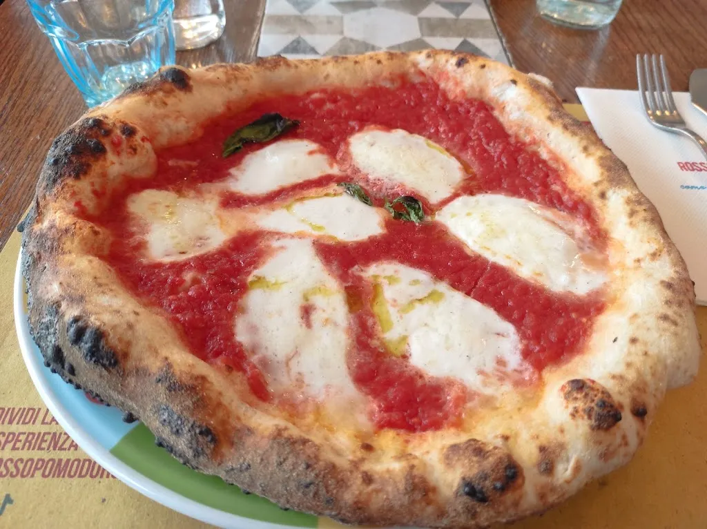 Rossopomodoro_Carugate_slider_image_3