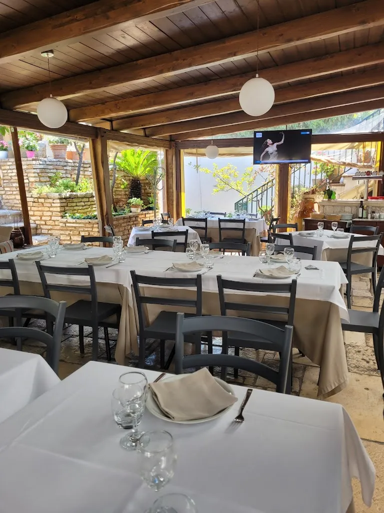 Ristorante Gli Ulivi_Alberobello_slider_image_1