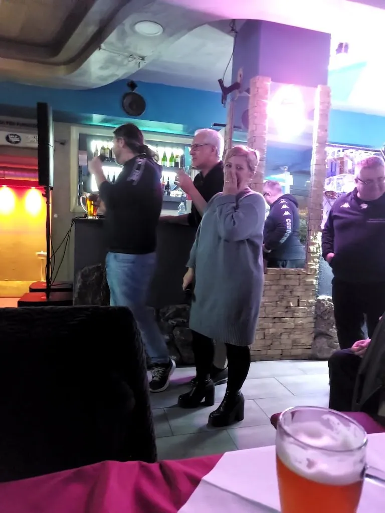 angelo giuseppe Donelli_Gipsy Cafe_Casalmorano_review