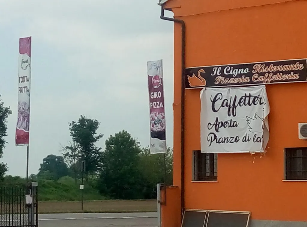 MARCO AZZALI_Seven Music Restaurant_Casalmorano_review