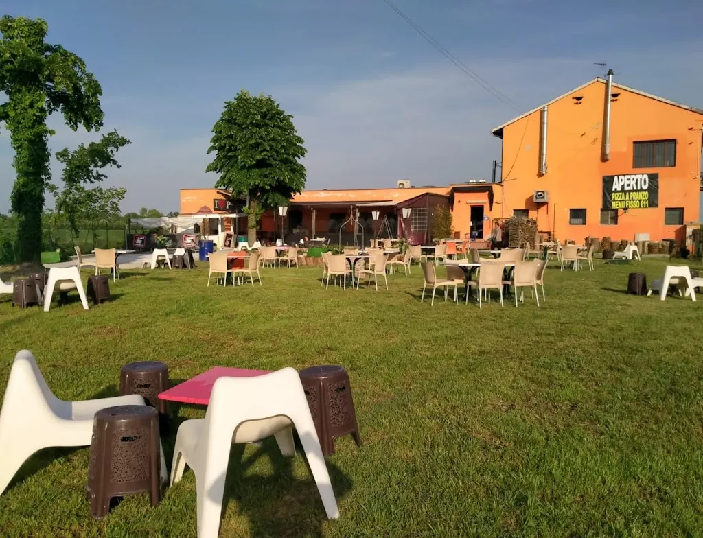 Seven Music Restaurant_Casalmorano_slider_image_2