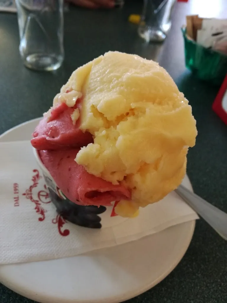 Gelateria Girasole Caffetteria Snack_Casaloldo_slider_image_2