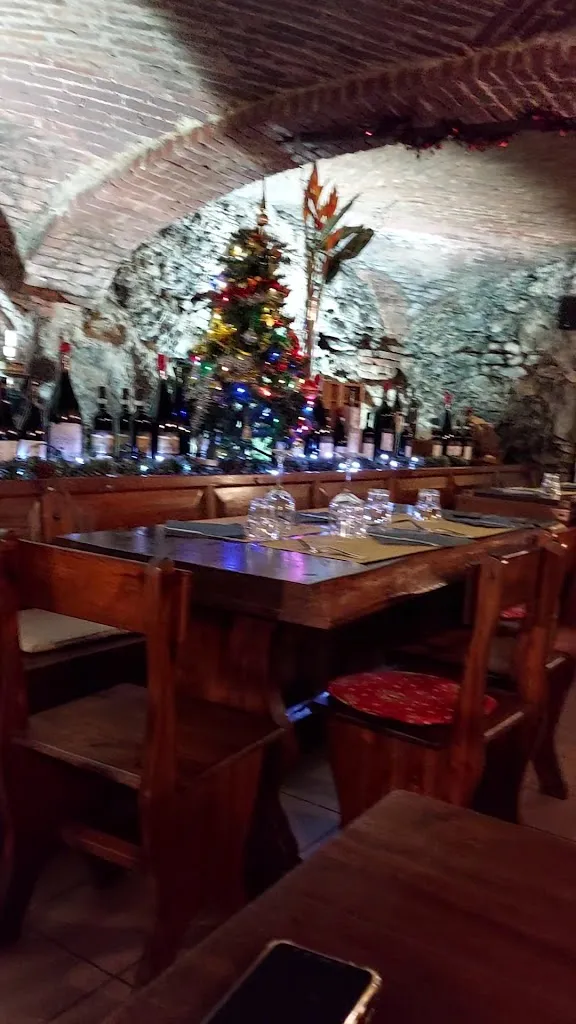 Ristorante Grotto S. Anna - Cuveglio_Casalzuigno_slider_image_2