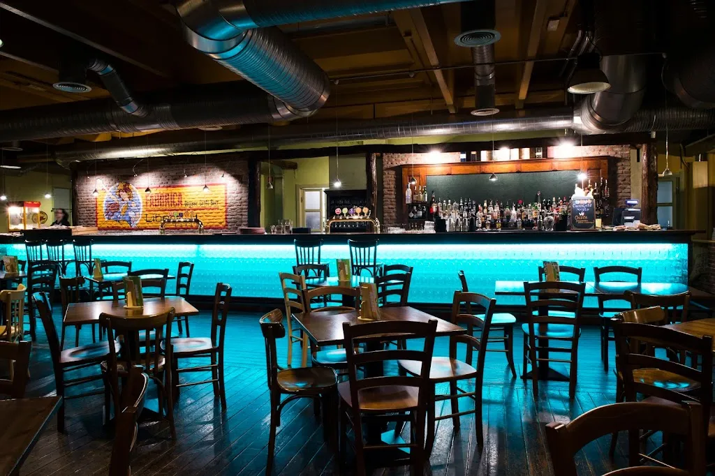 Fabbrica Libera_Casatenovo_slider_image_1