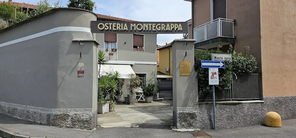 Osteria Montegrappa restaurant in Casarile