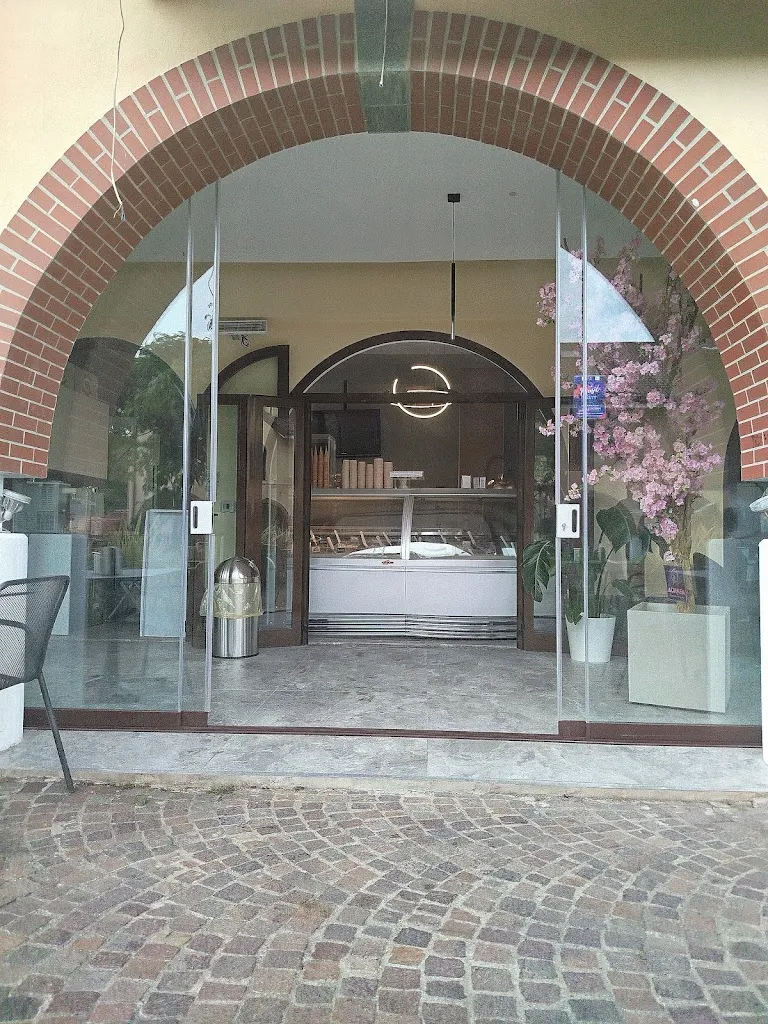 Francy “Frasaradome”_A CIRASA gelateria_Casarile_review