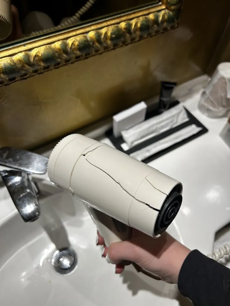 L. G._Il Castelletto Hotel Ristorante Spa_Casarile_review