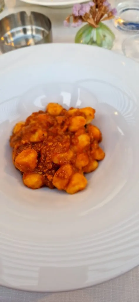 aine taylor_FRUI 1994_Casciago_review