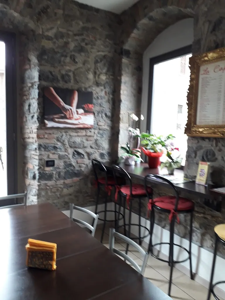 Pizzeria La Capricciosa da Manuel_Casazza_slider_image_3