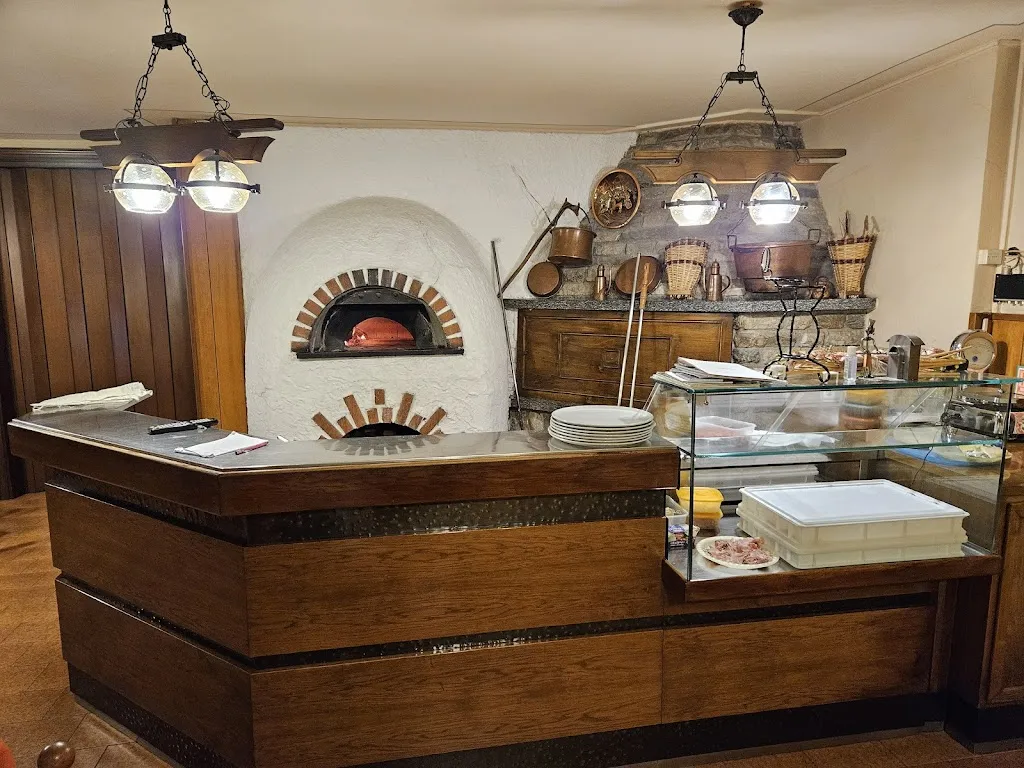 Grzegorz Biernacki_Bar Pizzeria Corona Di Valenti Roberto_Casazza_recensione