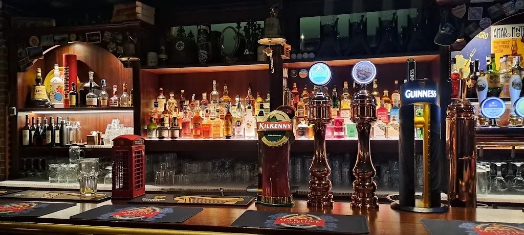 David Morrison_The Bells Pub® - Casazza_Casazza_review