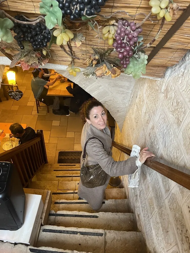 Katerina Tatsis_Trulli e Puglia Wine Bar_Alberobello_review