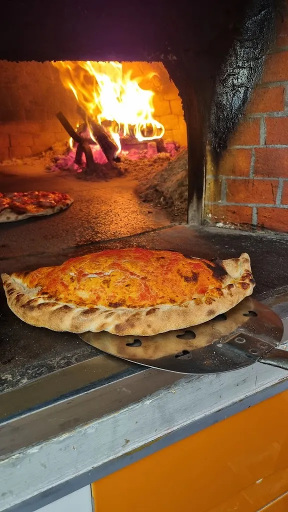 Lo Sfizietto Pizzeria_Casalpusterlengo_slider_image_1