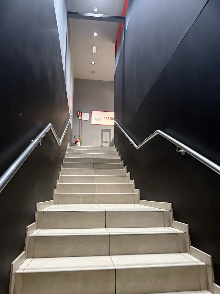 MONEY SINGH_Autogrill_Casalpusterlengo_recensione