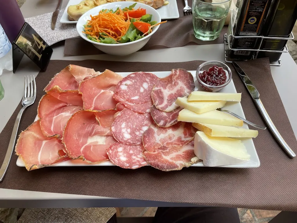 Case Nuove - food, drinks and coffee_Case Nuove_slider_image_3