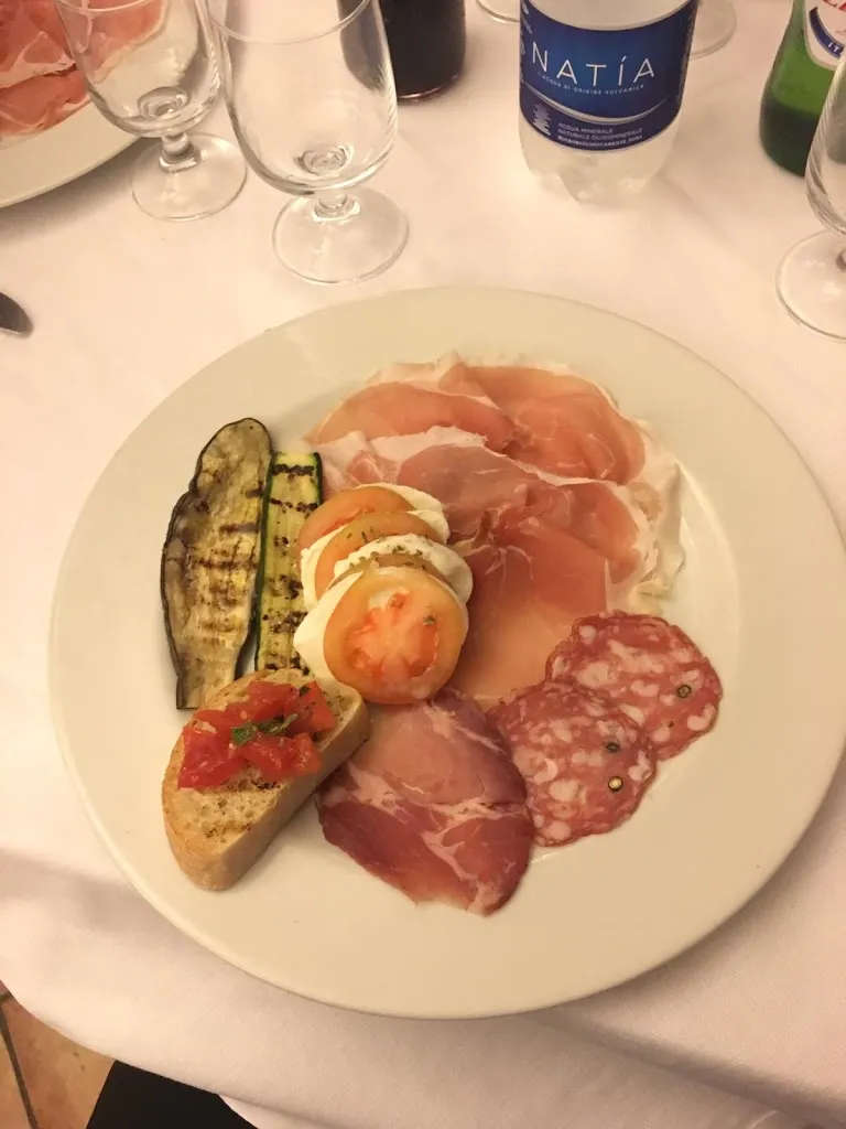 Roberto Velotti_Villa Tirone_Case Nuove_review