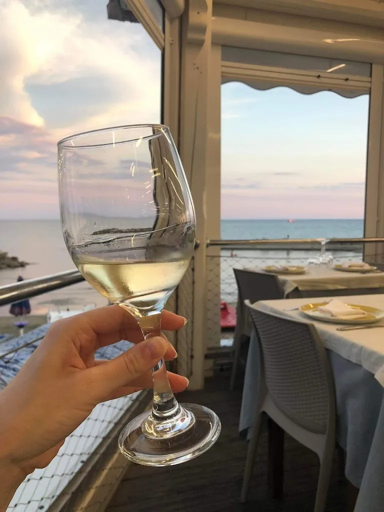 Dawid_Baia di Ponente_Case Nuove_review