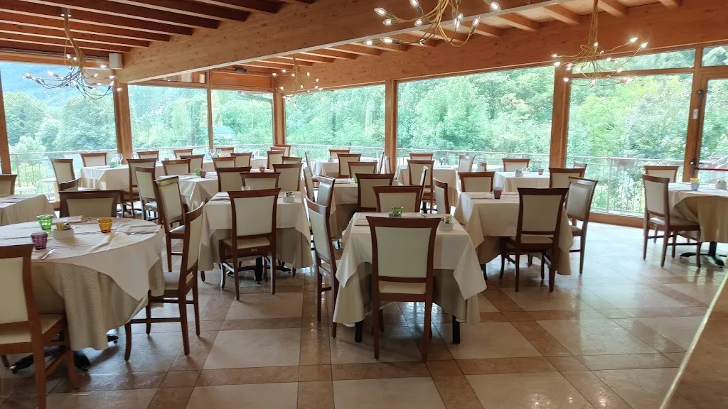 Ristorante Pizzeria Ponte del Costone restaurant in Casnigo