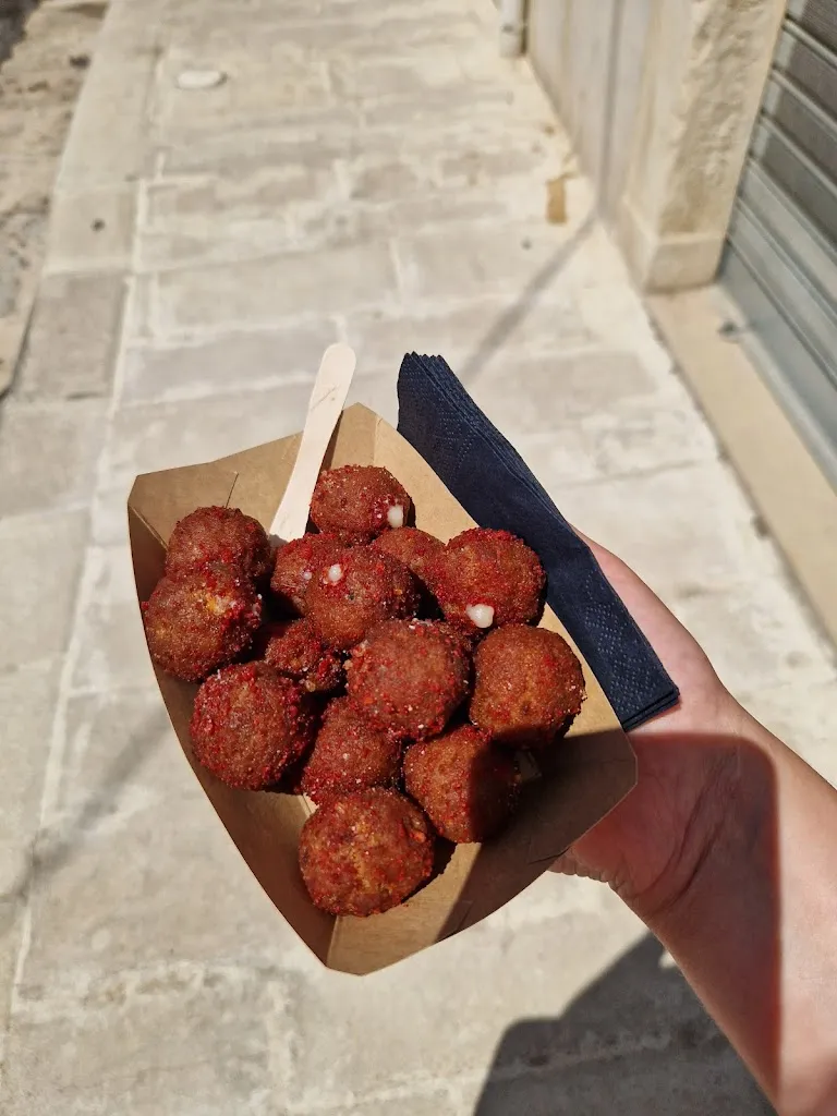 Alina Mihaela_Al Cartoccio_Alberobello_review