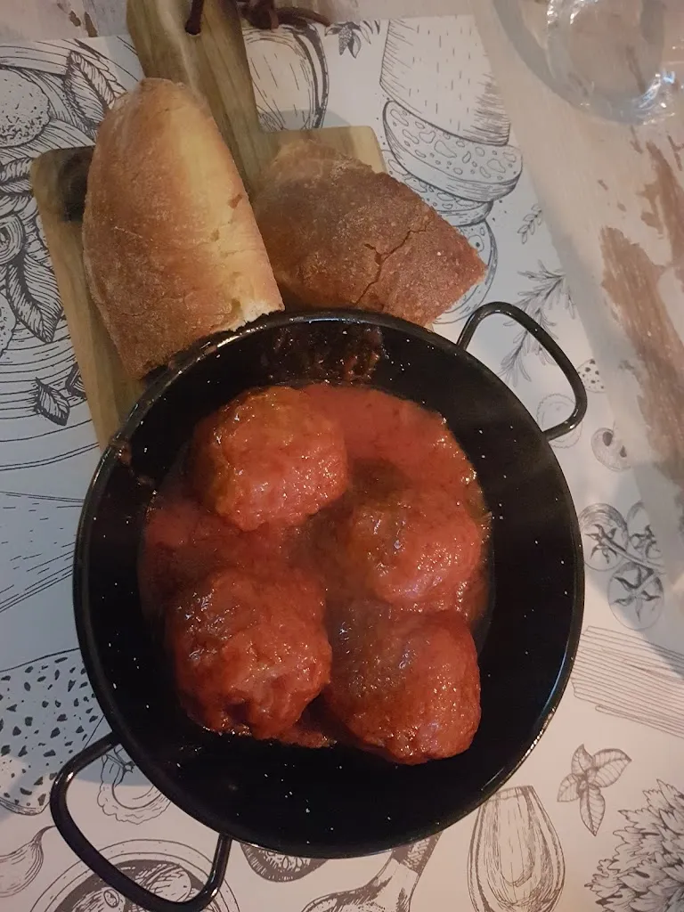 Kalamitika bistrot_Casnate Con Bernate_slider_image_3