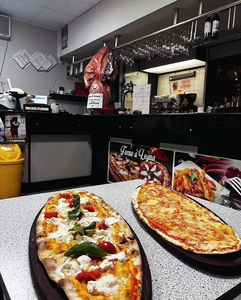 Mela Rossa_Casnate Con Bernate_slider_image_2