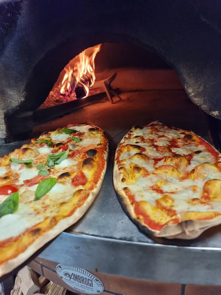 Mela Rossa_Casnate Con Bernate_slider_image_3