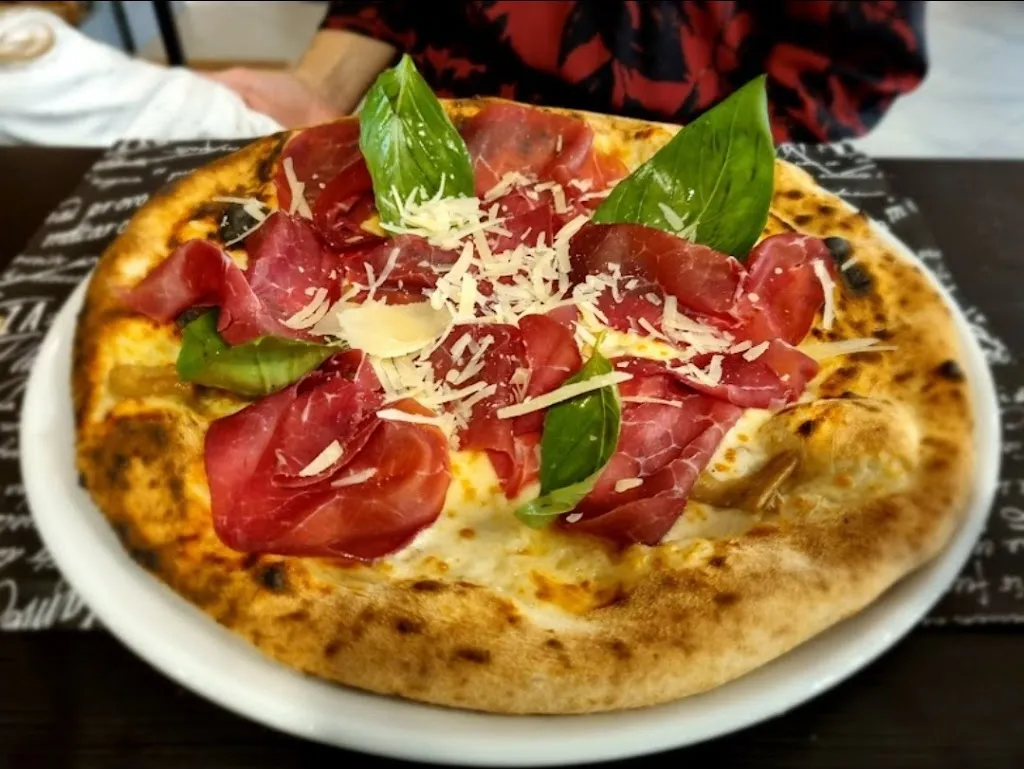 La Comasca - Pizzeria & Pinseria_Casnate Con Bernate_slider_image_3