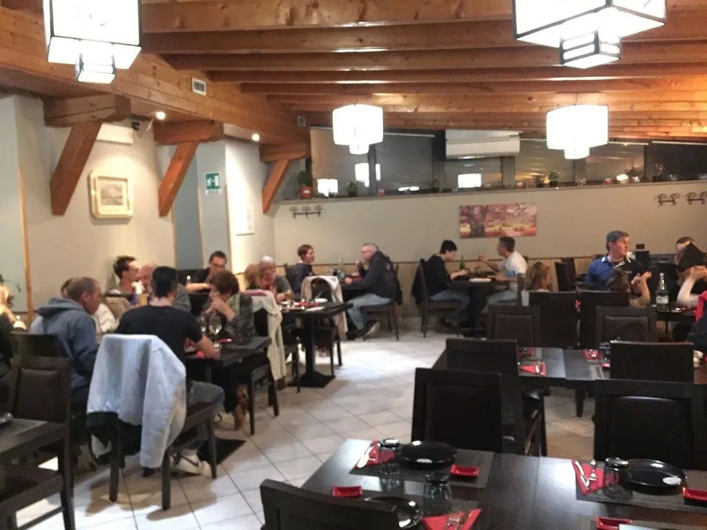 La Muraglia restaurant in Casorate Primo
