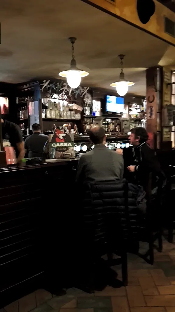 Johnnie Fox's_Casorate Sempione_slider_image_2