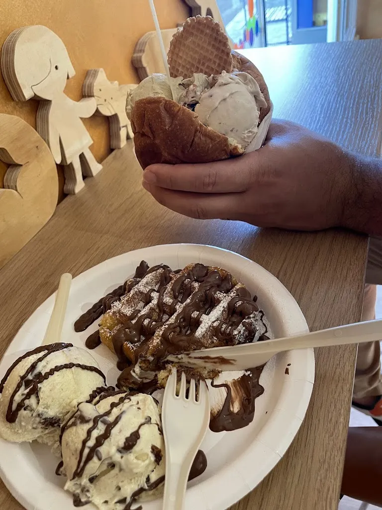 Julio Amaro_Gelateria Berardi_Casorate Sempione_review