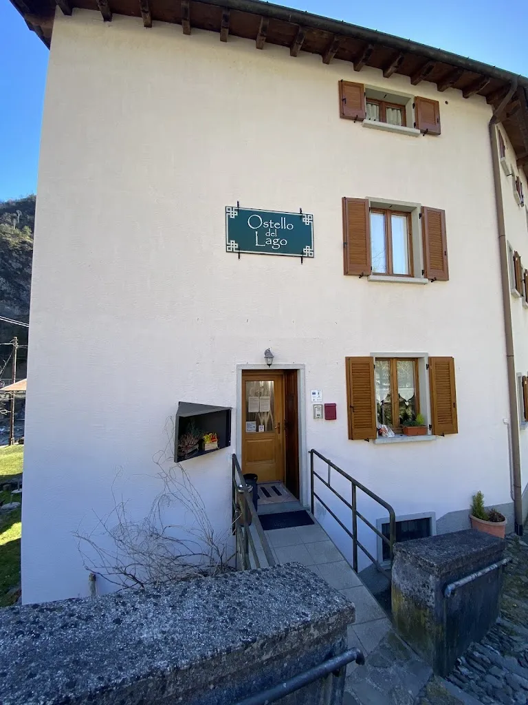 Ostello del lago_Cassiglio_slider_image_3