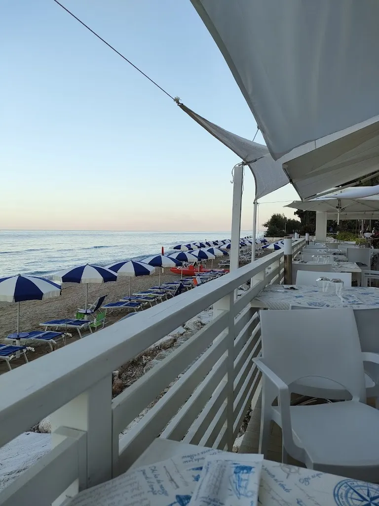 Polina Vaysberg_Il Gabbiano - Beach & Food_Borgo Santa Maria Immacolata_review