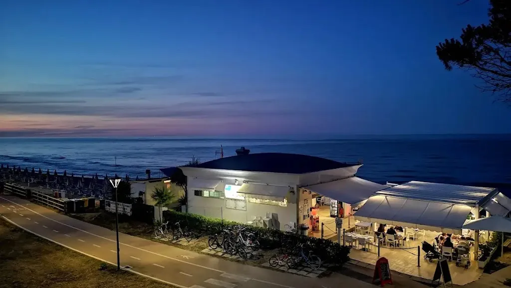 Il Gabbiano - Beach & Food_Borgo Santa Maria Immacolata_slider_image_1