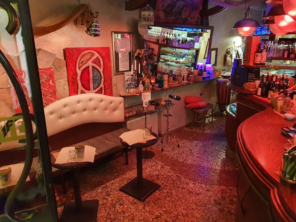 Frulleria cafè restaurant in Cassano d'Adda