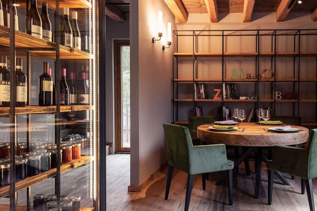 Maso Zambo - Mountain Lodge and Restaurant restaurant in Cassina Valsassina