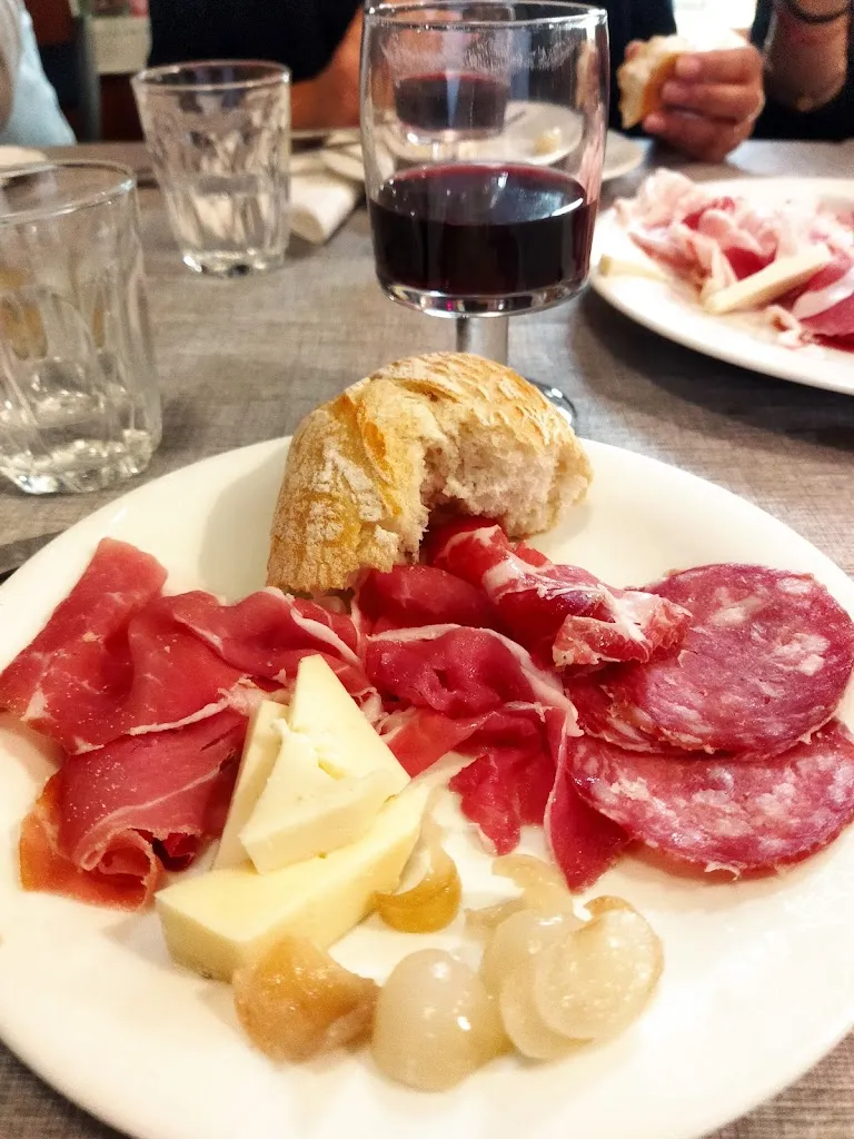 Osteria Spezza_Cassolnovo_slider_image_3