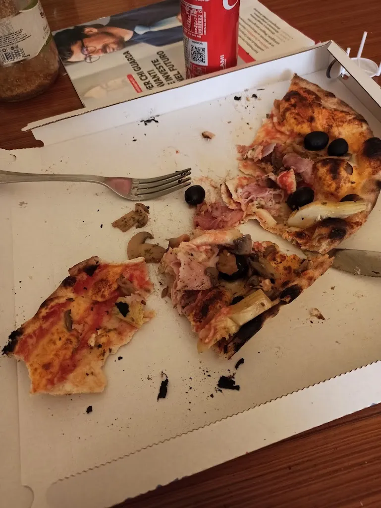 Pizzeria La Ruota_Cassolnovo_slider_image_3