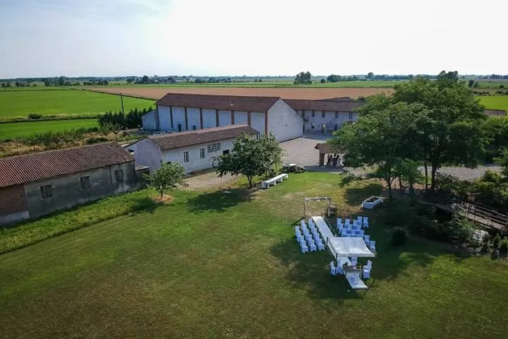 N'UOVO Agriturismo restaurant in Cassolnovo