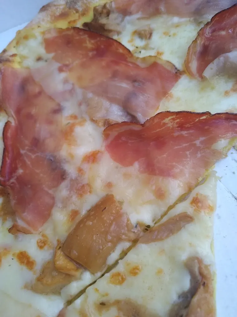 Menu_Pizzeria live_Cassolnovo_image_6